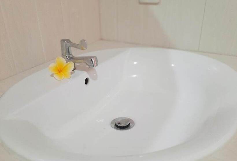 پانسیون Juma Cottages