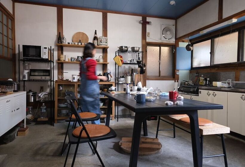 بنسيون Shimanto Riverside Hideaway