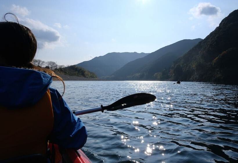 بنسيون Shimanto Riverside Hideaway