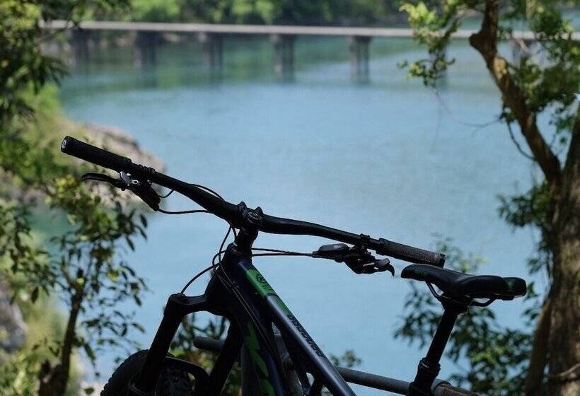 بنسيون Shimanto Riverside Hideaway