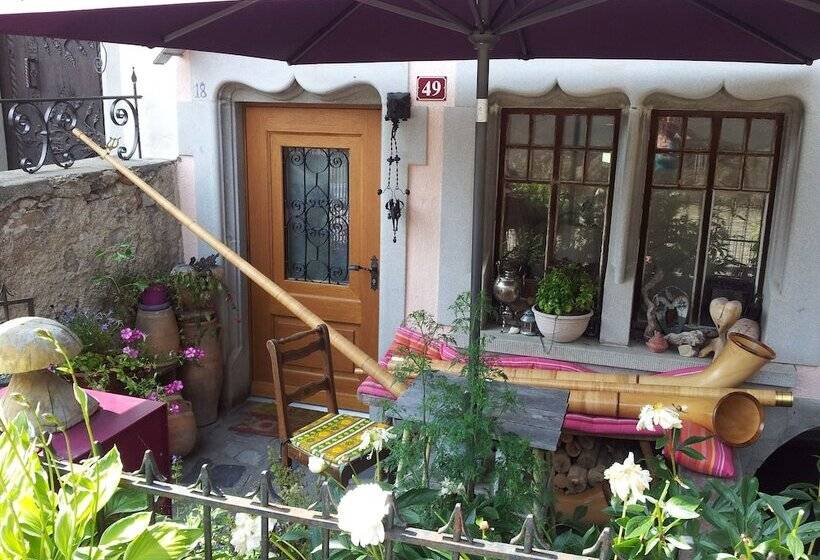 ホテル Au Soleil De Gruyères Chez Chantal