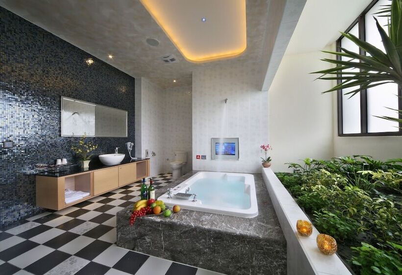 Mooninn Boutique Motel