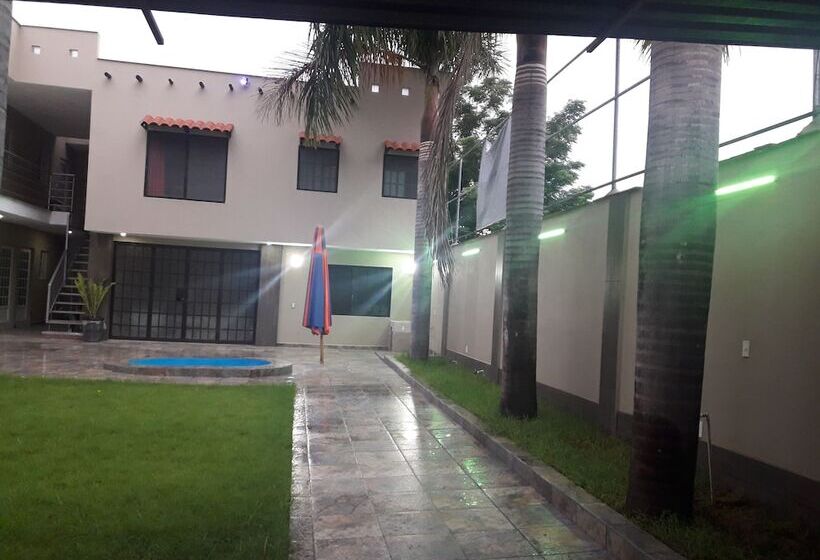 فندق Las Palmas Jocotepec