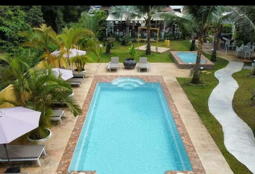 فندق Barong Resort