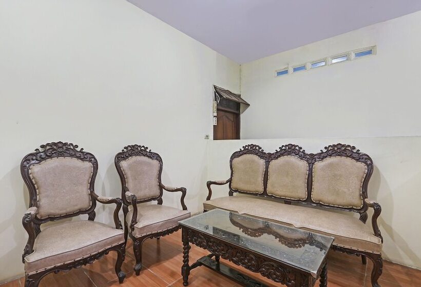 בית מלון כפרי Spot On 90744 Alika Homestay