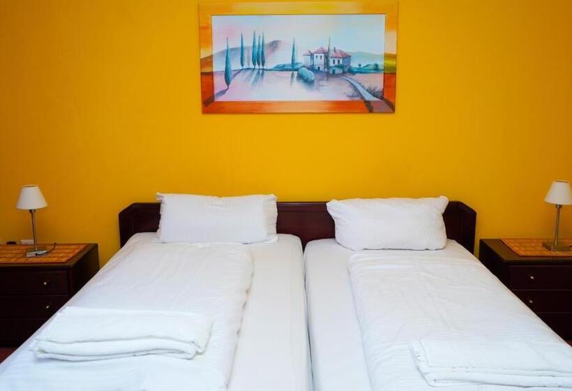 Itm Hotel Bettkästchen Am Sachsenwald