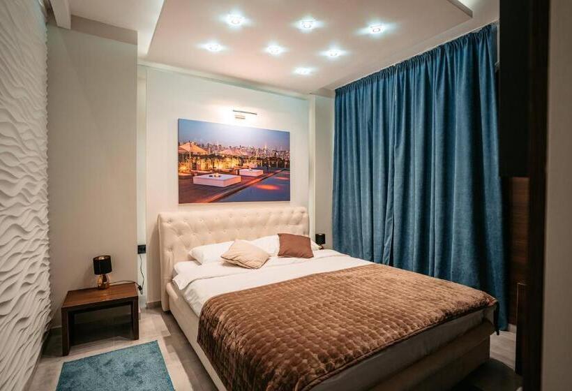 Magico Rooms & Apartments