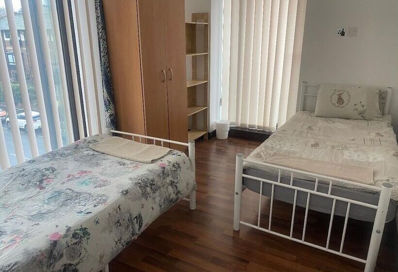 펜션 Tara House, Cozy Shared Home In London