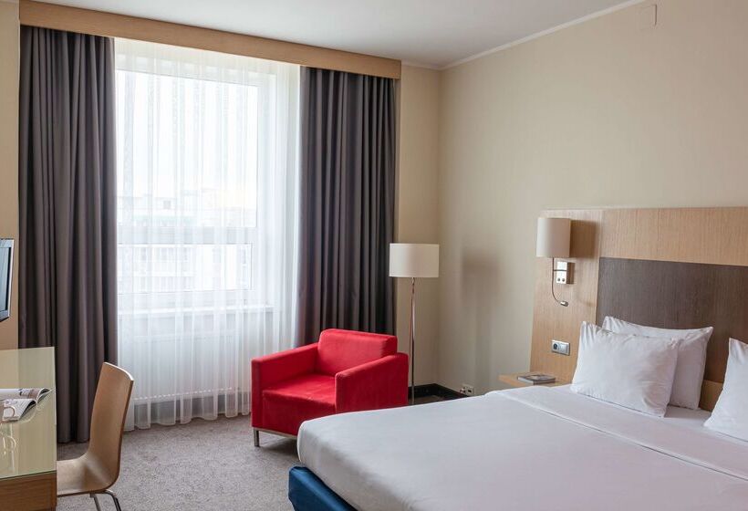 בית מלון כפרי Park Inn By Radisson Kazan