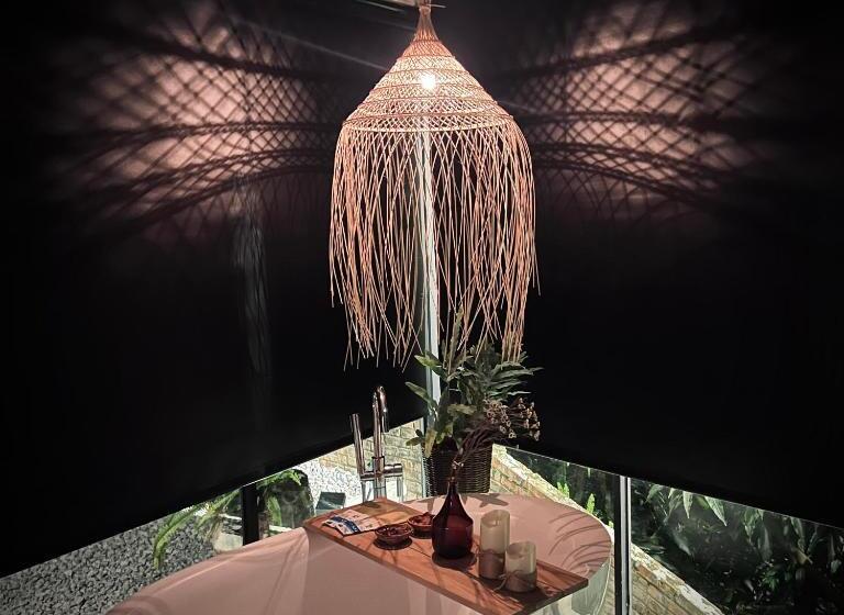 تختخواب و صبحانه Twilight Forest