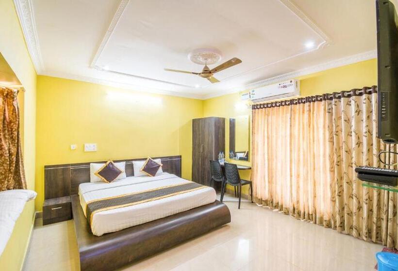فندق At Home Prakruthi Resorts