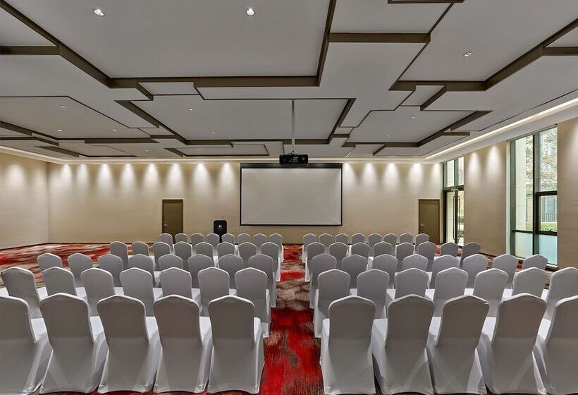 هتل Quzhou By Ihg