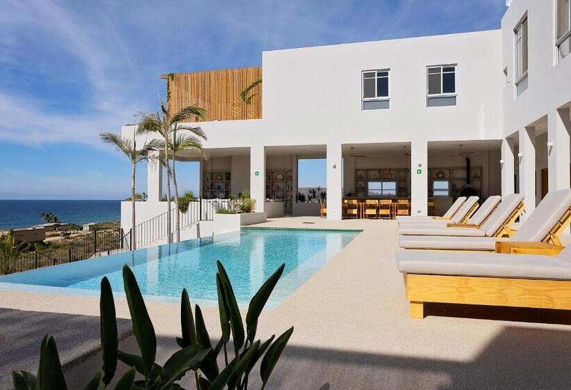 Topia Retreat  Sunset Suite