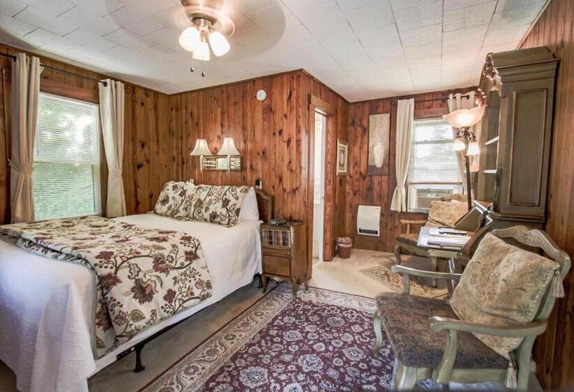 فندق صغير Mountainaire Inn And Log Cabins