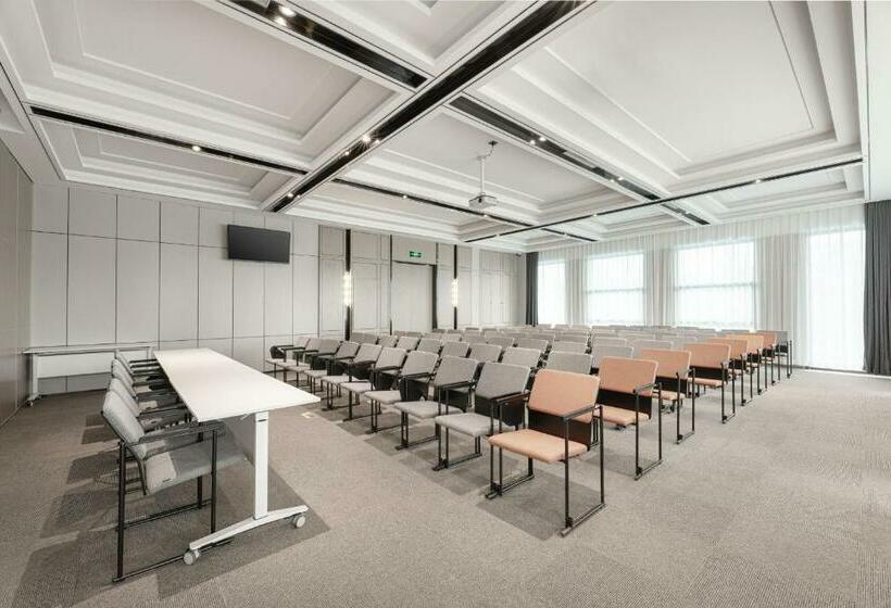 Atour Hotel Yan An Luyi Park