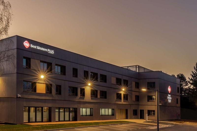 בית מלון כפרי Best Western Plus Le Conquerant Rouen Nord