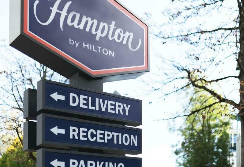 هتل Hampton By Hilton Konstanz
