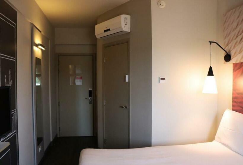 ホテル Ibis Guaxupe