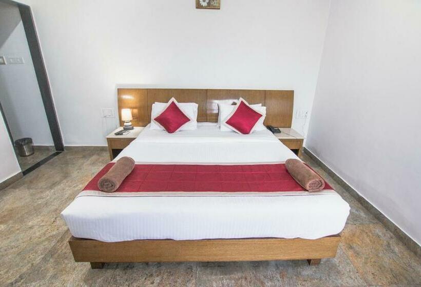 בית מלון כפרי Illusion Inn