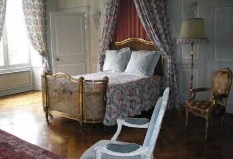 مبيت وإفطار Château De La Voûte