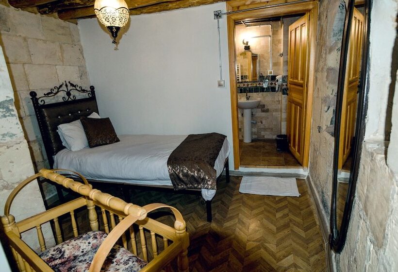 تختخواب و صبحانه Doğanbey Konaği