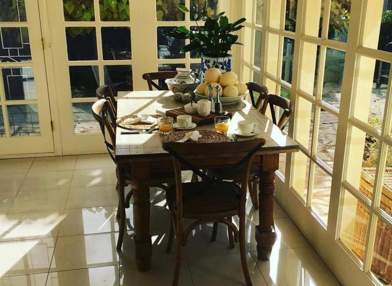 住宿加早餐  Howlong Old Post Office Luxury Suite