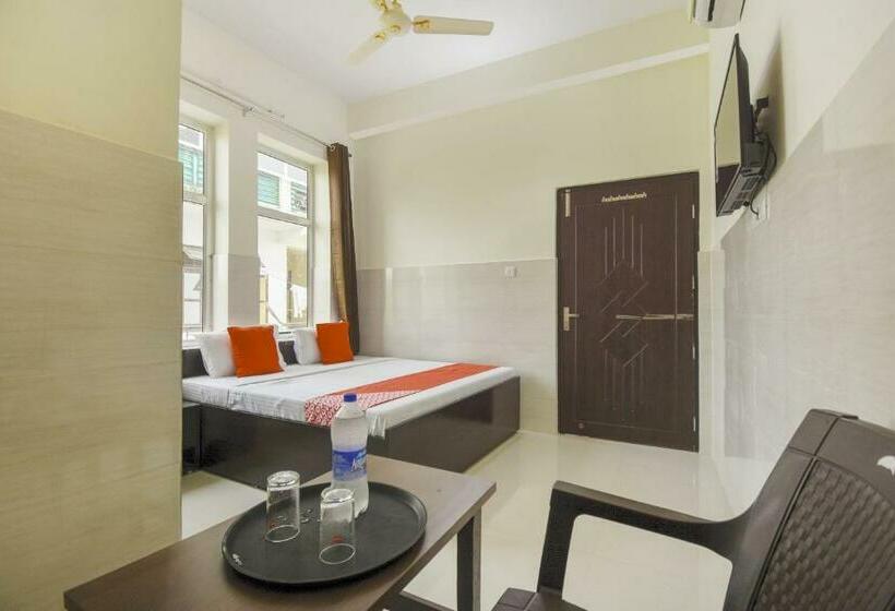 בית מלון כפרי Flagship 75751  Surya