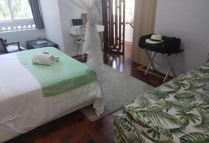 פנסיון Acacia Inn Guesthouse