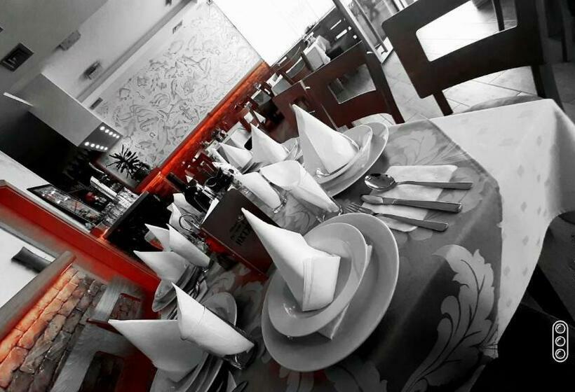 پانسیون Prenoćište I Restoran Ihthis