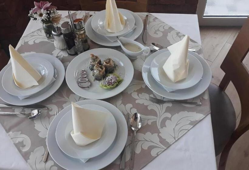 پانسیون Prenoćište I Restoran Ihthis