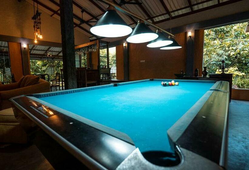 Отель Arsulana Eco Lodge & Spa