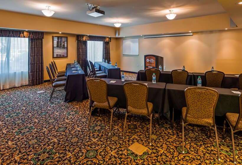 호텔 Best Western Plus Westgate Inn And Suites