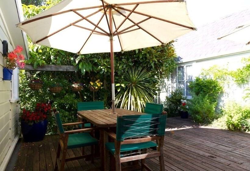 هتل Cambria House