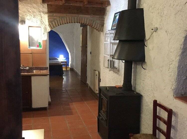 هتل Casas Cueva Y Cortijo La Tala En Guadix