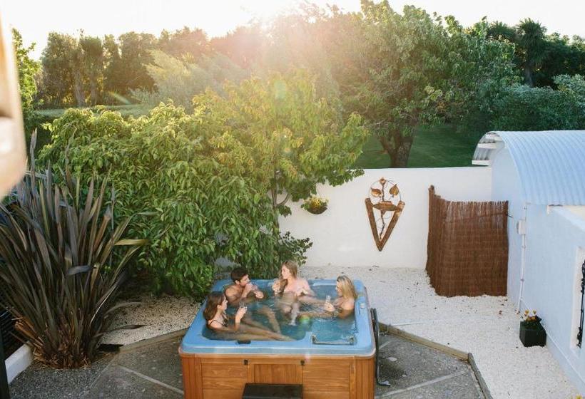 هتل Marlborough Vintners Accommodation