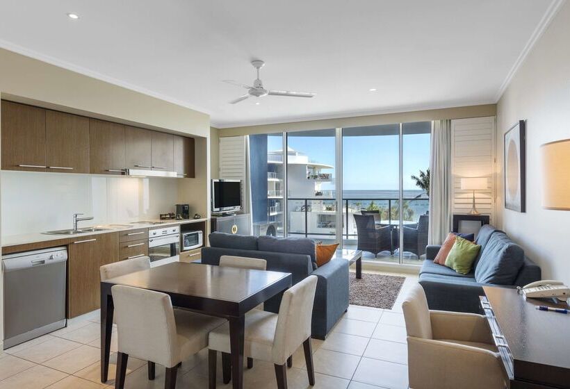 בית מלון כפרי Oaks Resort & Spa Hervey Bay