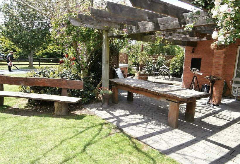 St James Bed And Breakfast