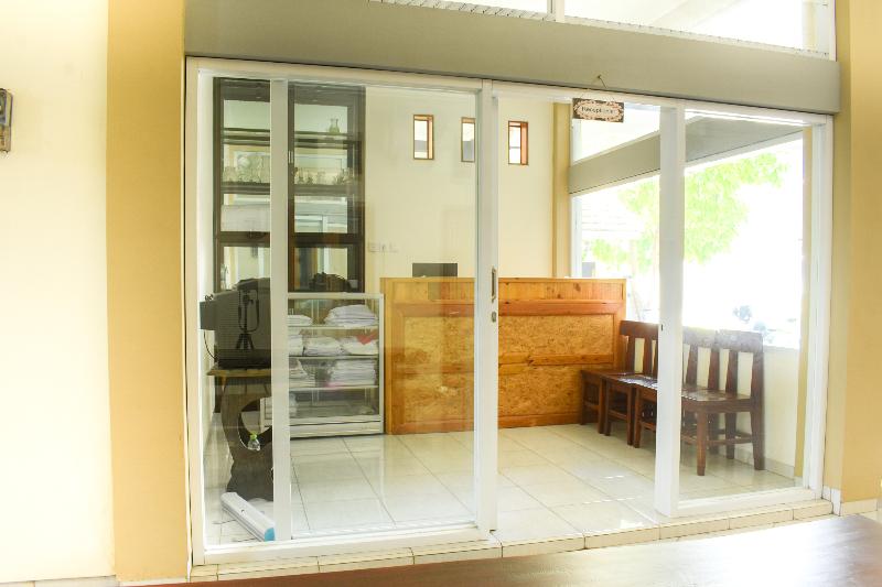 فندق صغير Penginapan Anggrek Syariah 2 By Oyo Rooms
