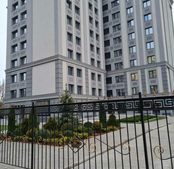 هتل Prestige Apartments Berezinka
