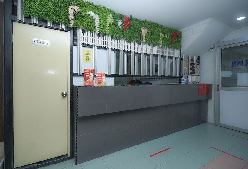 هتل River Inn By Oyo Rooms