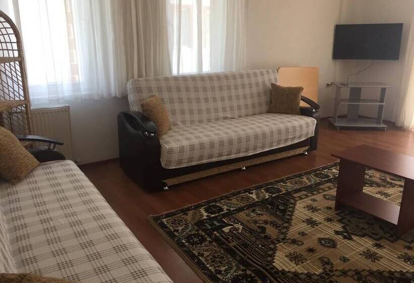 Ugurevler Apart