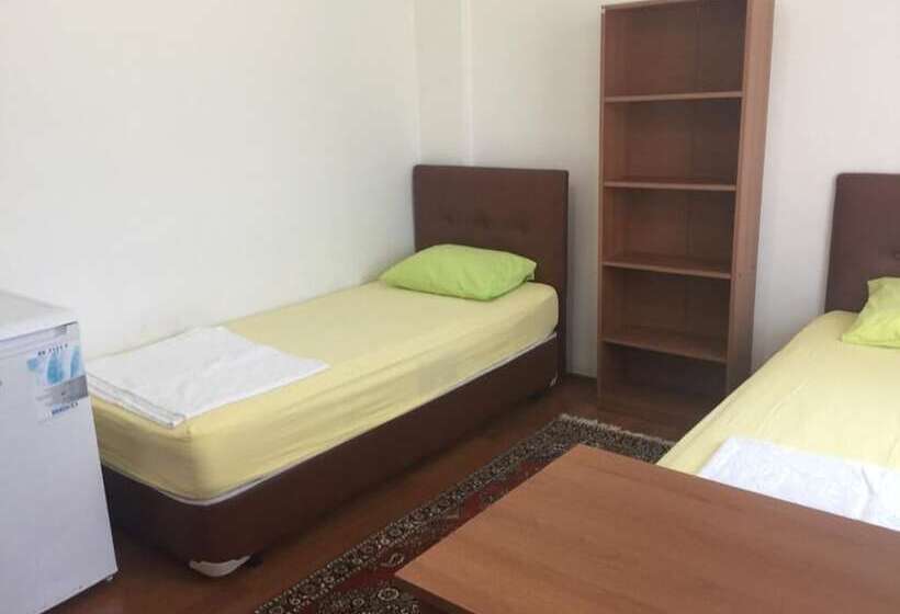 Ugurevler Apart