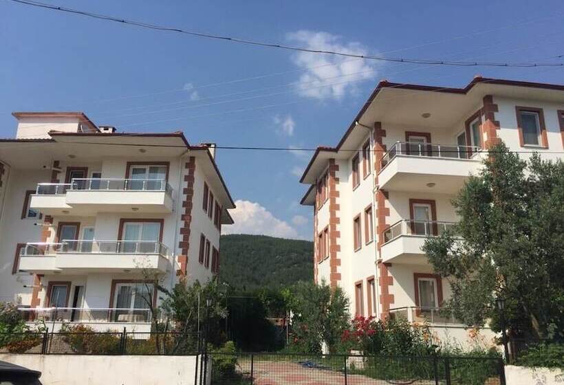 Ugurevler Apart