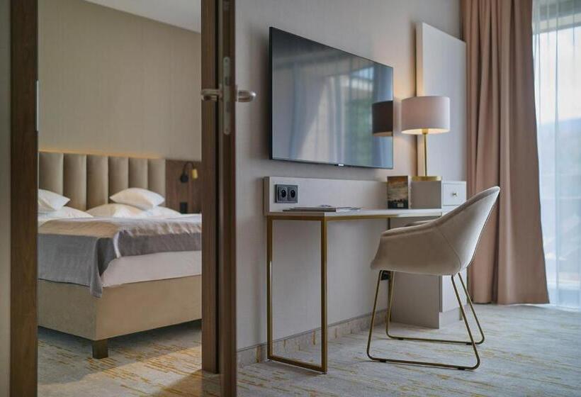 Five Seasons Szklarska Poręba