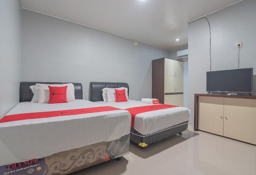 هتل Reddoorz Syariah @ Jalan Tjilik Riwut