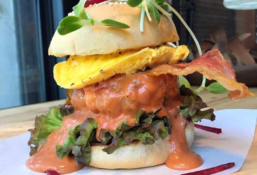 فندق Rewild Camp And Cafe