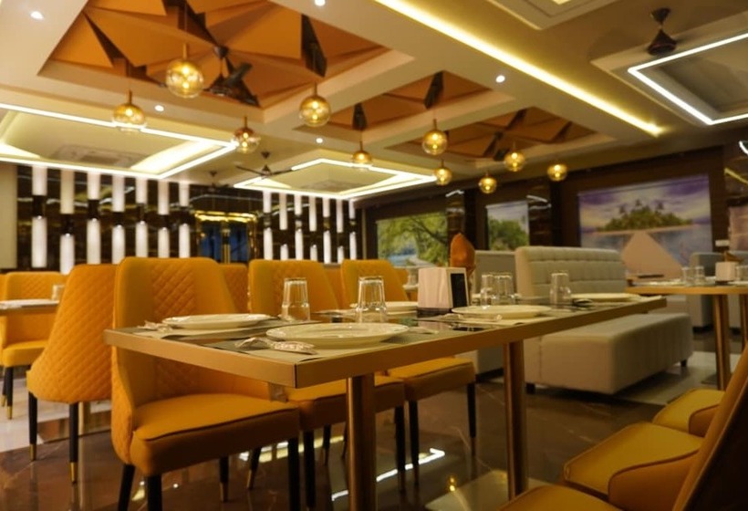 ホテル Surya International