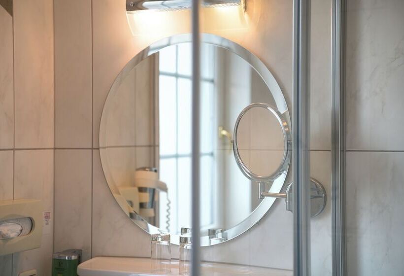 Das Grüne Hotel Zur Post   100 % Bio