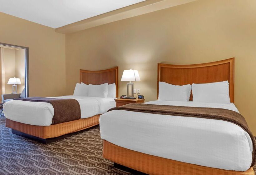 Best Western Plus Swiss Chalet Hotel & Suites