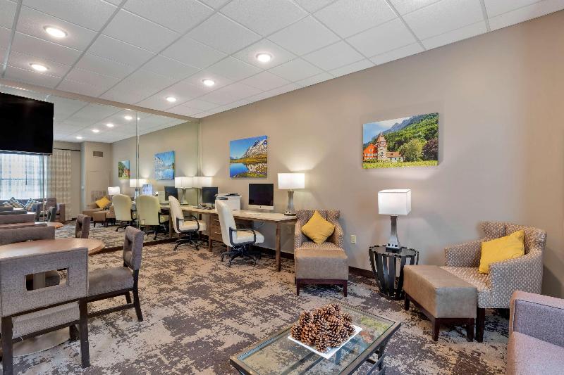 Best Western Plus Swiss Chalet Hotel & Suites